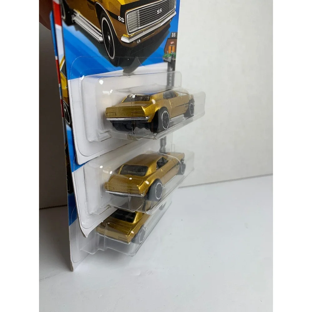 Hot Wheels‎ 67 Camaro Gold HW Dream Garage 58/250 3/5 Lot of 3 Mattel GWJ14